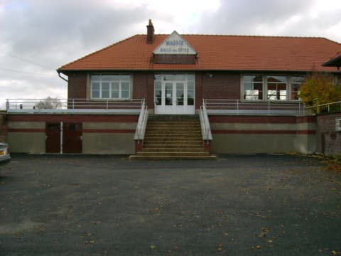 Couvreur Larouillies